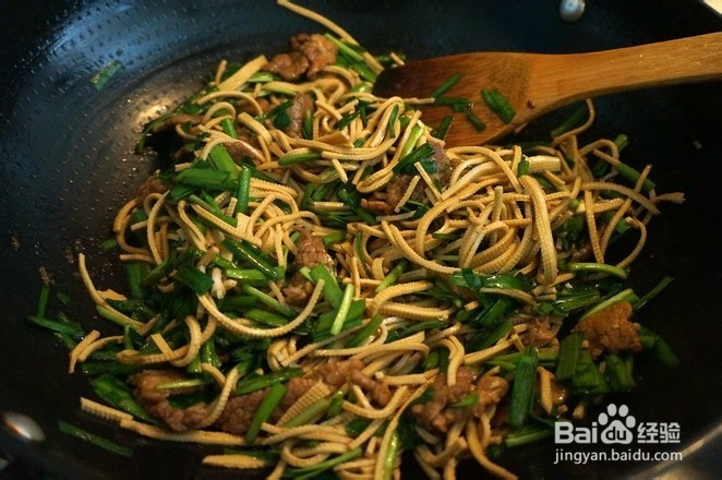牛肉韭菜豆腐丝的做法