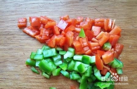 肉末炒双椒的做法