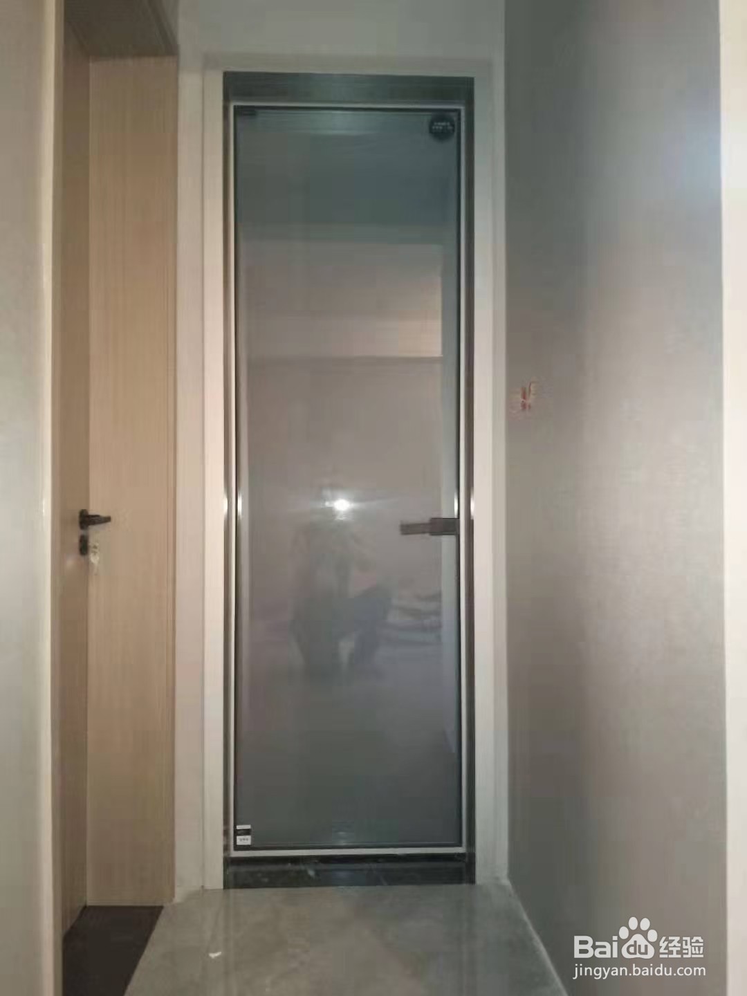 极窄平开门要怎么选择颜色?