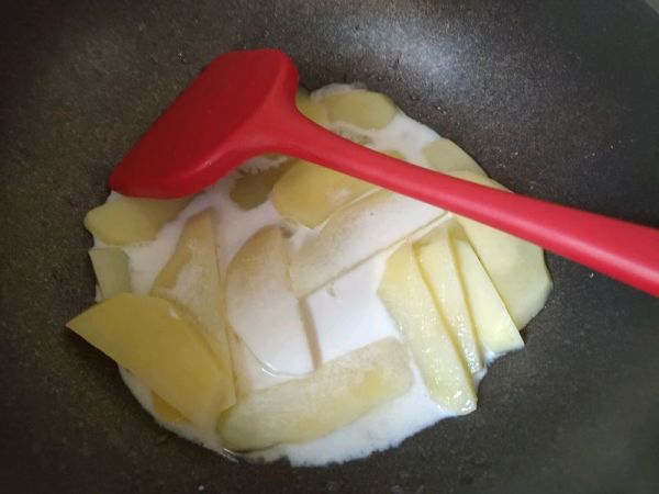 黑椒奶香土豆泥