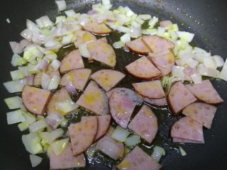 番茄口蘑火腿意面