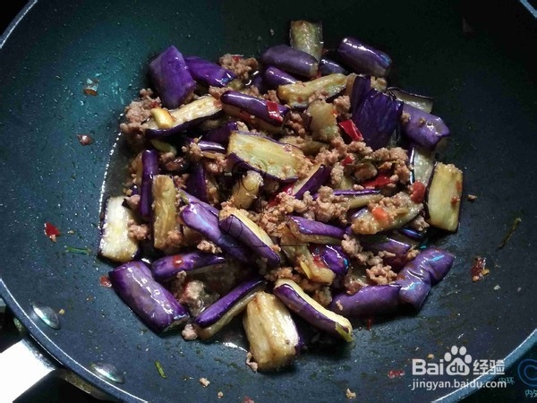 鱼香茄子煲的做法