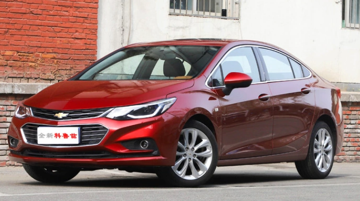 2010款科鲁兹1.6自动挡的扶手箱盖子怎么打开