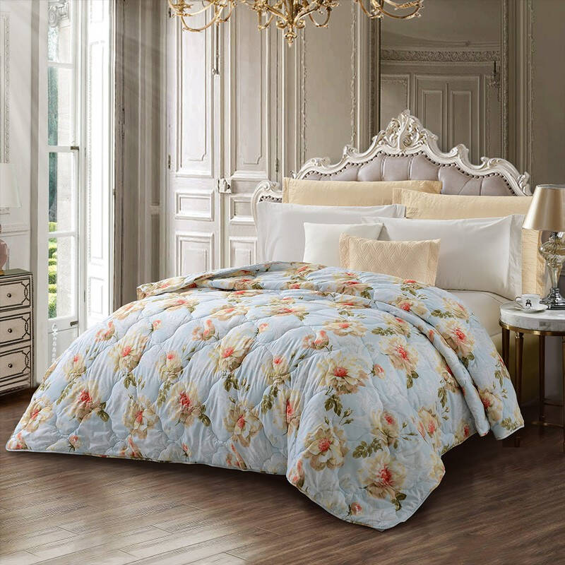 手感柔滑亲肤透气的春秋被精选