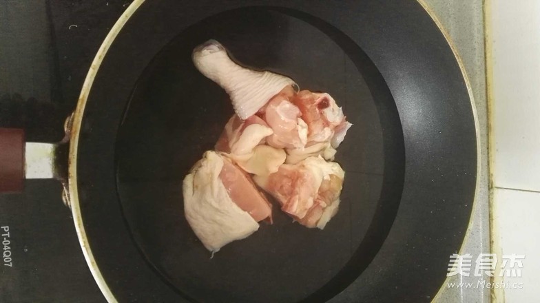 土豆香菇蒸鸡腿