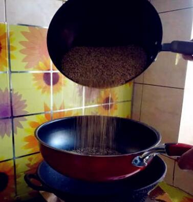 在家如何快速自制芝麻酱