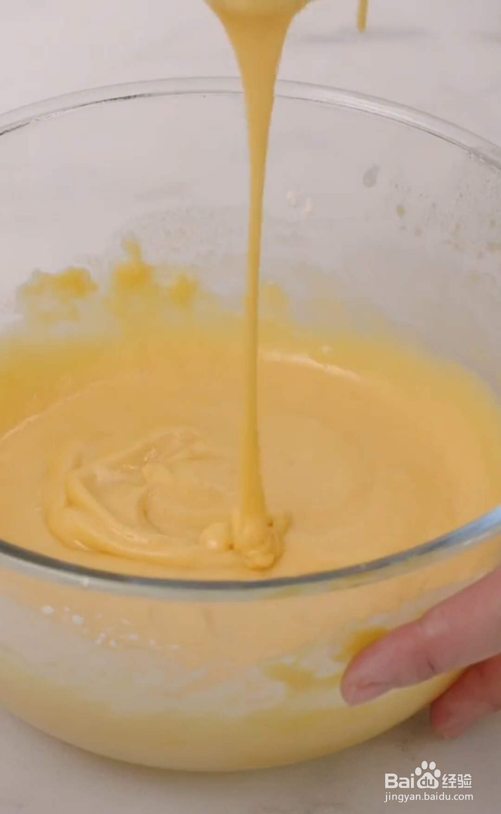 如何用电饭锅制作懒人蛋糕