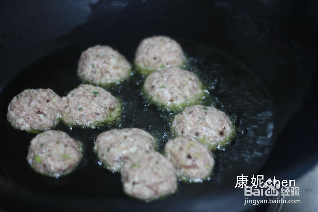 红烧狮子头的做法