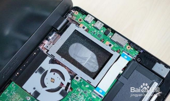 华硕电脑进不了系统应该怎么解决？