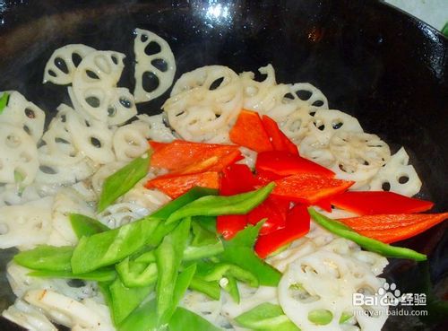 【家庭快手小炒】尖椒炒莲藕