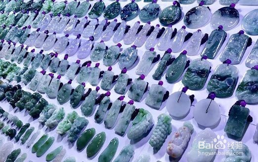 如何让自己的翡翠饰品保养的像新的一样？