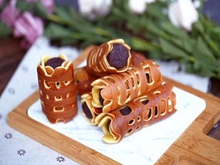 豆沙铜锣烧卷怎么做?