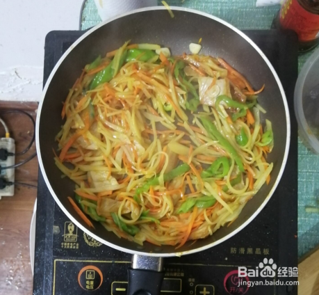 家常清炒胡萝卜土豆丝怎么做?