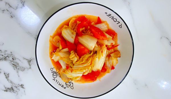 西红柿炒娃娃菜