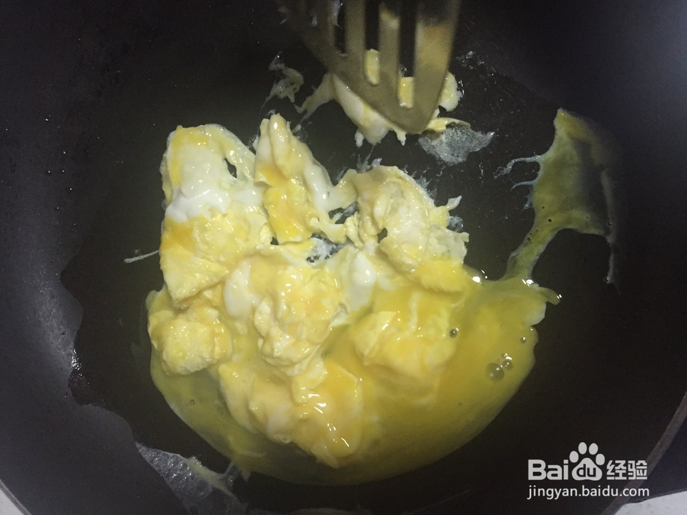 鸡蛋虾米粉丝煲如何做才好吃？