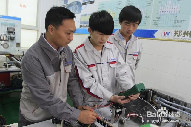 汽车转向灯闪光频率异常的故障原因和排除方法