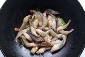 家庭小炒红烧大头虾