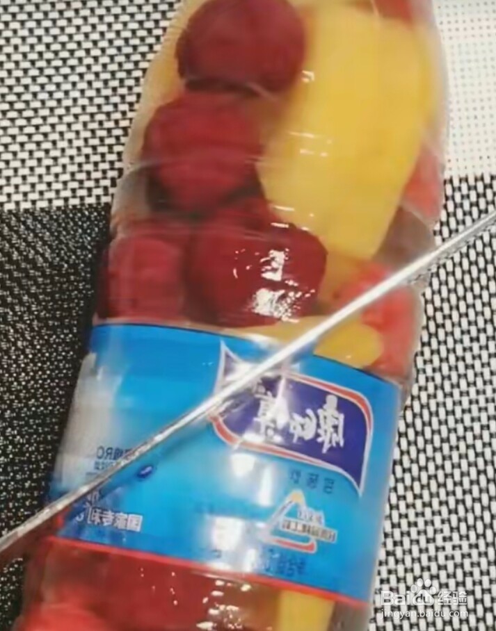 矿泉水瓶做果冻