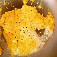 怎样制作冬日里暖暖的蛋黄焗南瓜