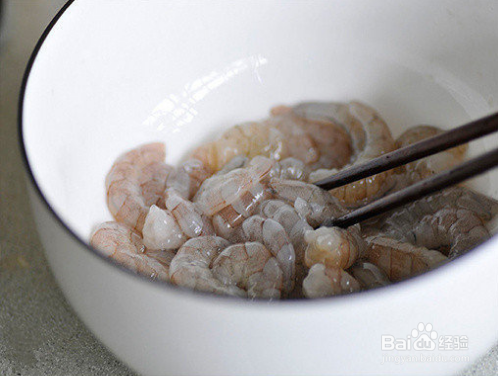 葱爆虾仁怎么做?