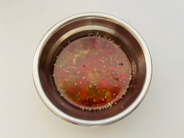 给肉都不换凉拌杏鲍菇