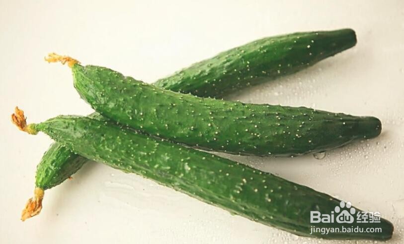 吃芹菜有什么好处，不能和什么一起吃？来看看