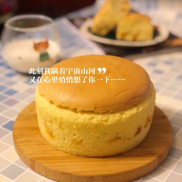 金沙咸蛋黄肉松蛋糕