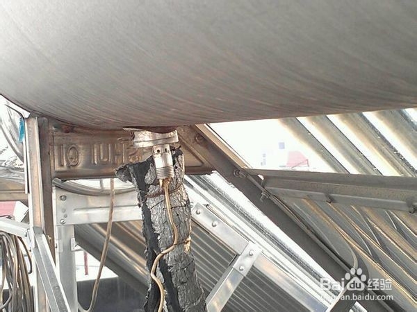 太阳能热水器上置式探头如何安装