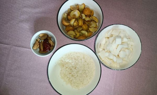 板栗山药红枣粥