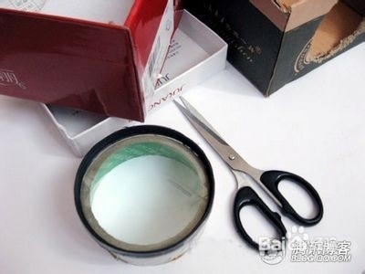 动手制作投影仪（便宜实惠，DIY手机投影仪）