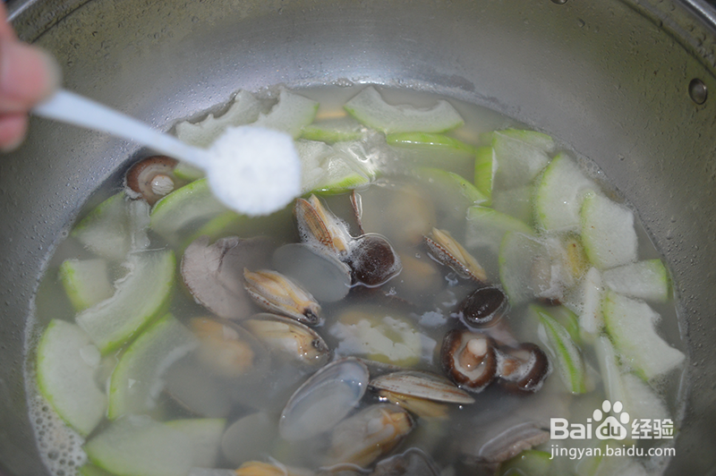 冬瓜蛤子香菇汤的作法
