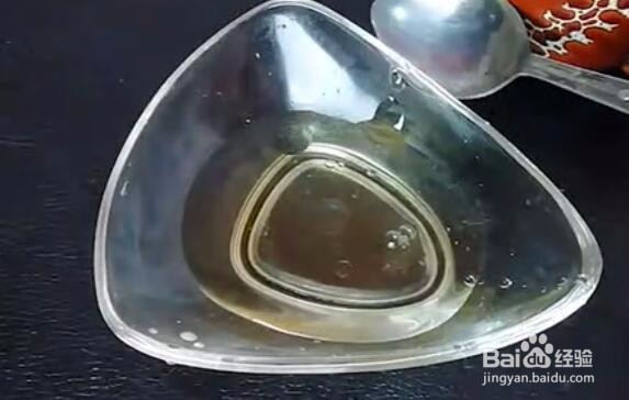 白醋刷牙的正确方法