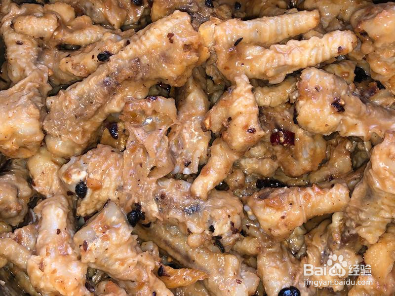 不会爆油的豉汁凤爪的做法