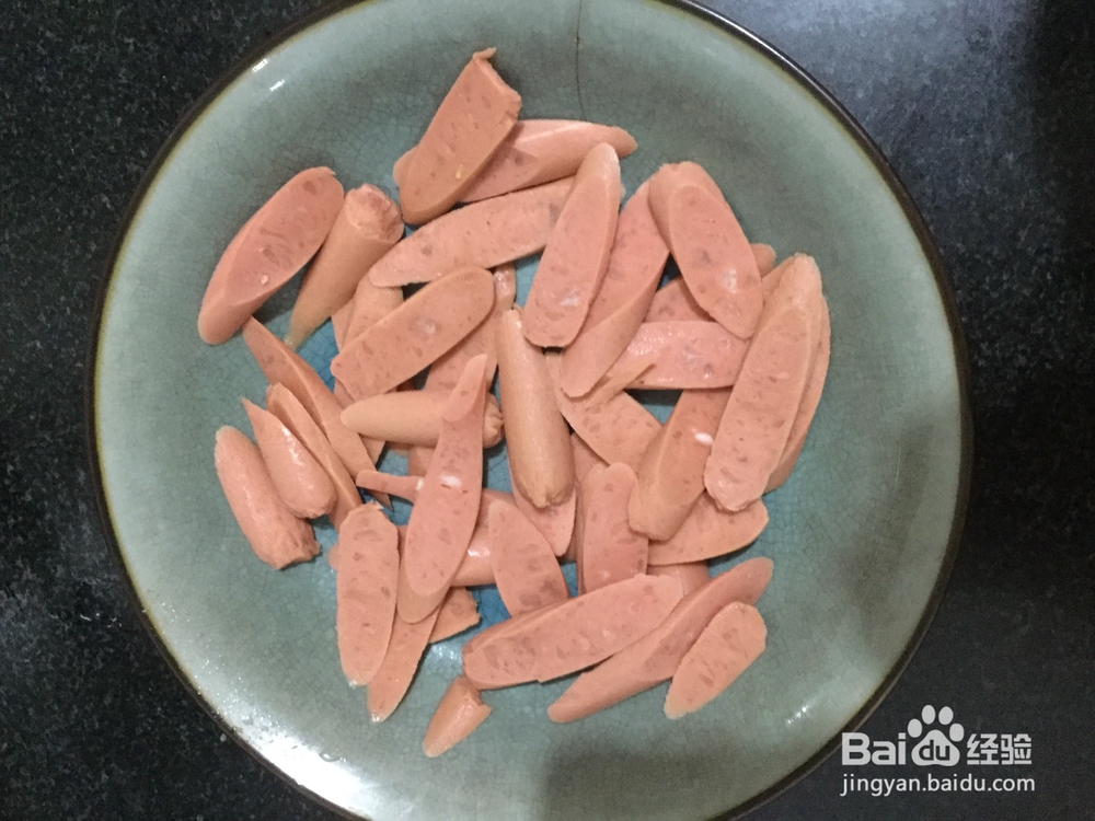 凉拌火腿肠的家常做法