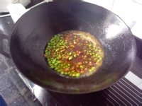 怎么做肉丁烧青豆