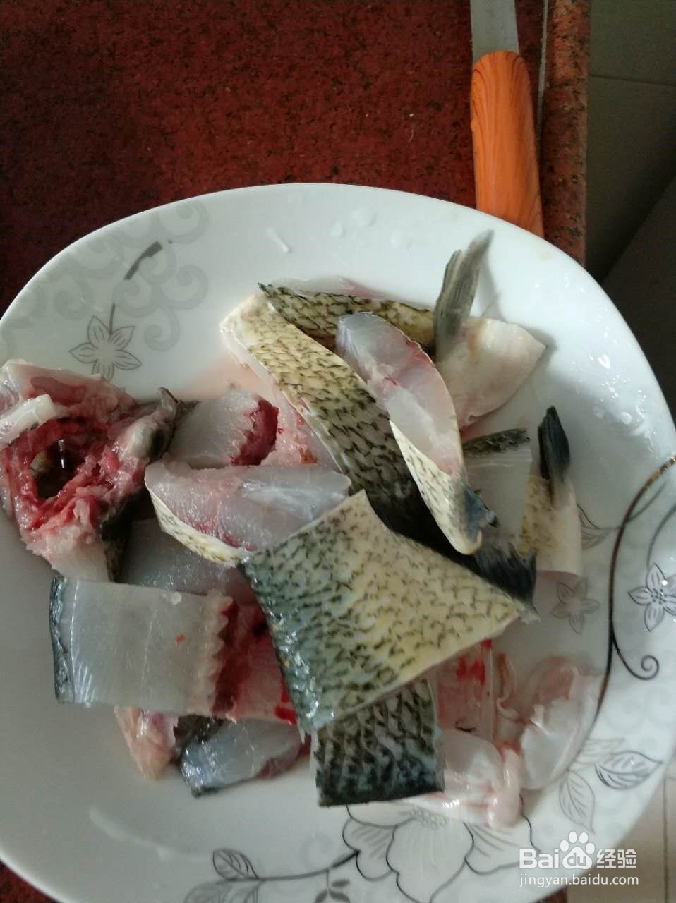 番茄焖鲳鱼的做法