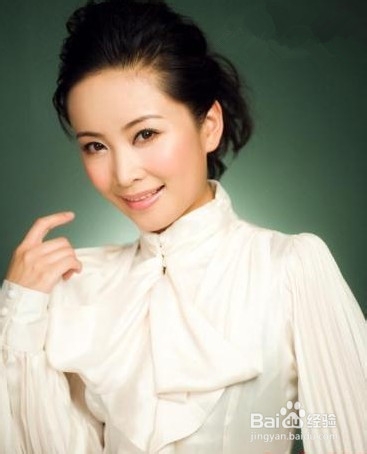 如何打造柔软洁白的 纤纤素手