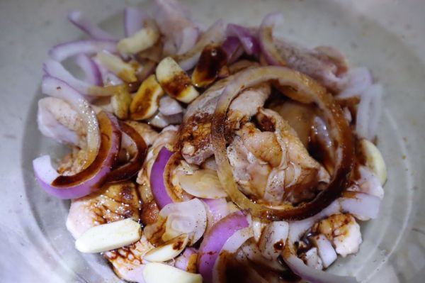 鲜嫩多汁蜜汁烤鸡翅