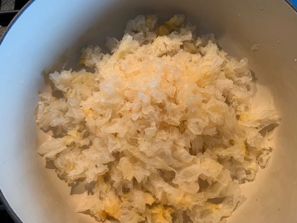 椰奶木瓜雪梨银耳羹