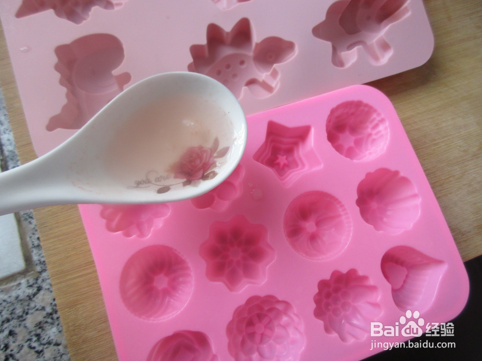 怎么做好吃的水晶恐龙果冻