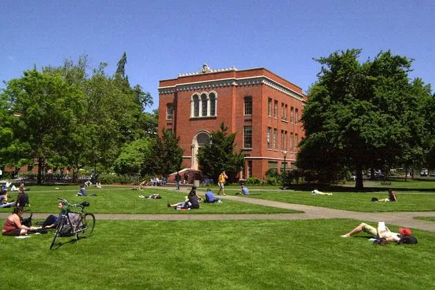 二本学校都叫学院吗