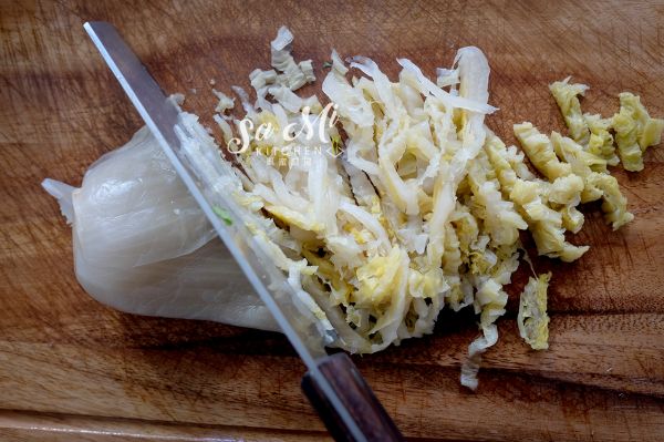 酸菜炒土豆肉丝