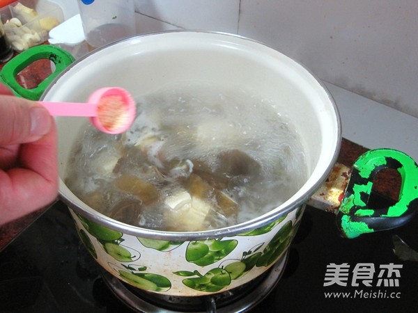 豆腐海带蛤蜊汤