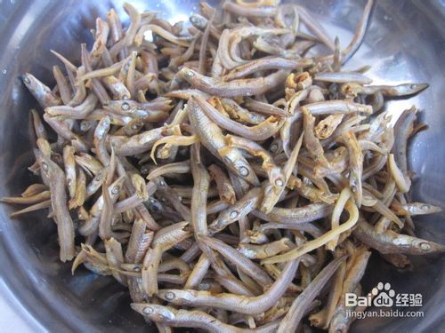 爆炒小鱼干