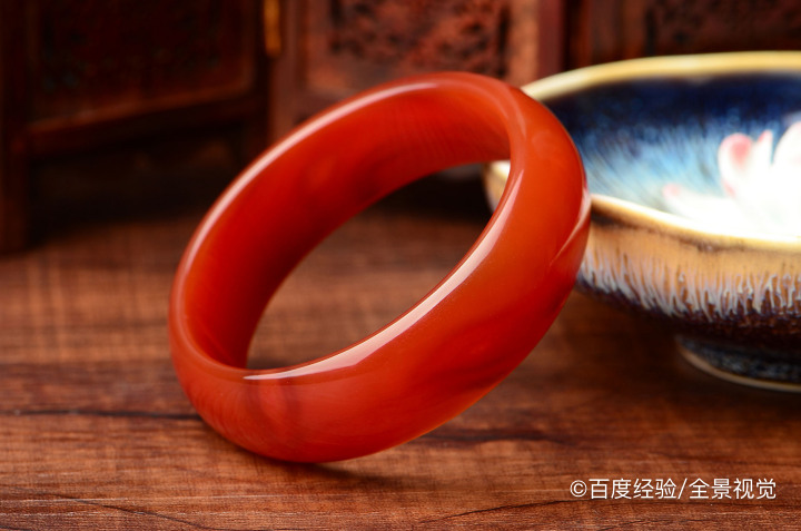 买手镯哪种材质好