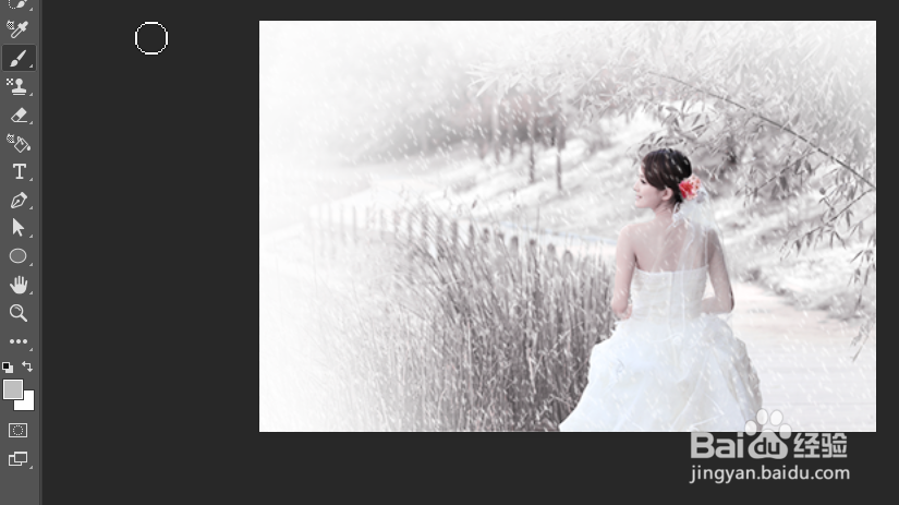 如何使用ps制作浪漫雪景,婚纱照加特效?