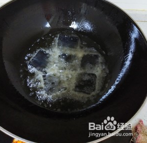 灌汤臭豆腐制作过程