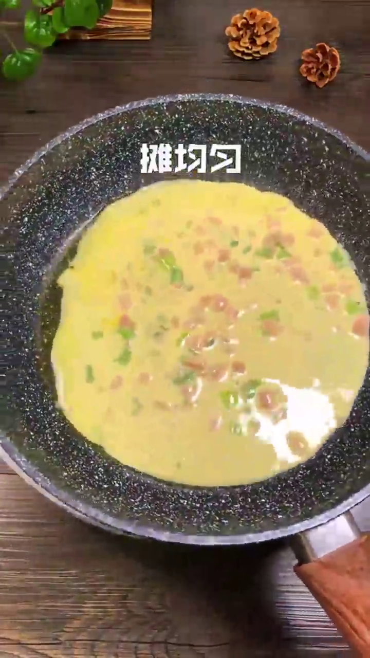 如何制作好吃的鸡蛋饼？