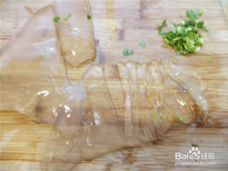 夏季美味凉拌菜—凉拌新鲜海蜇