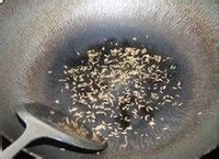 孜然羊肉粒 制作步骤